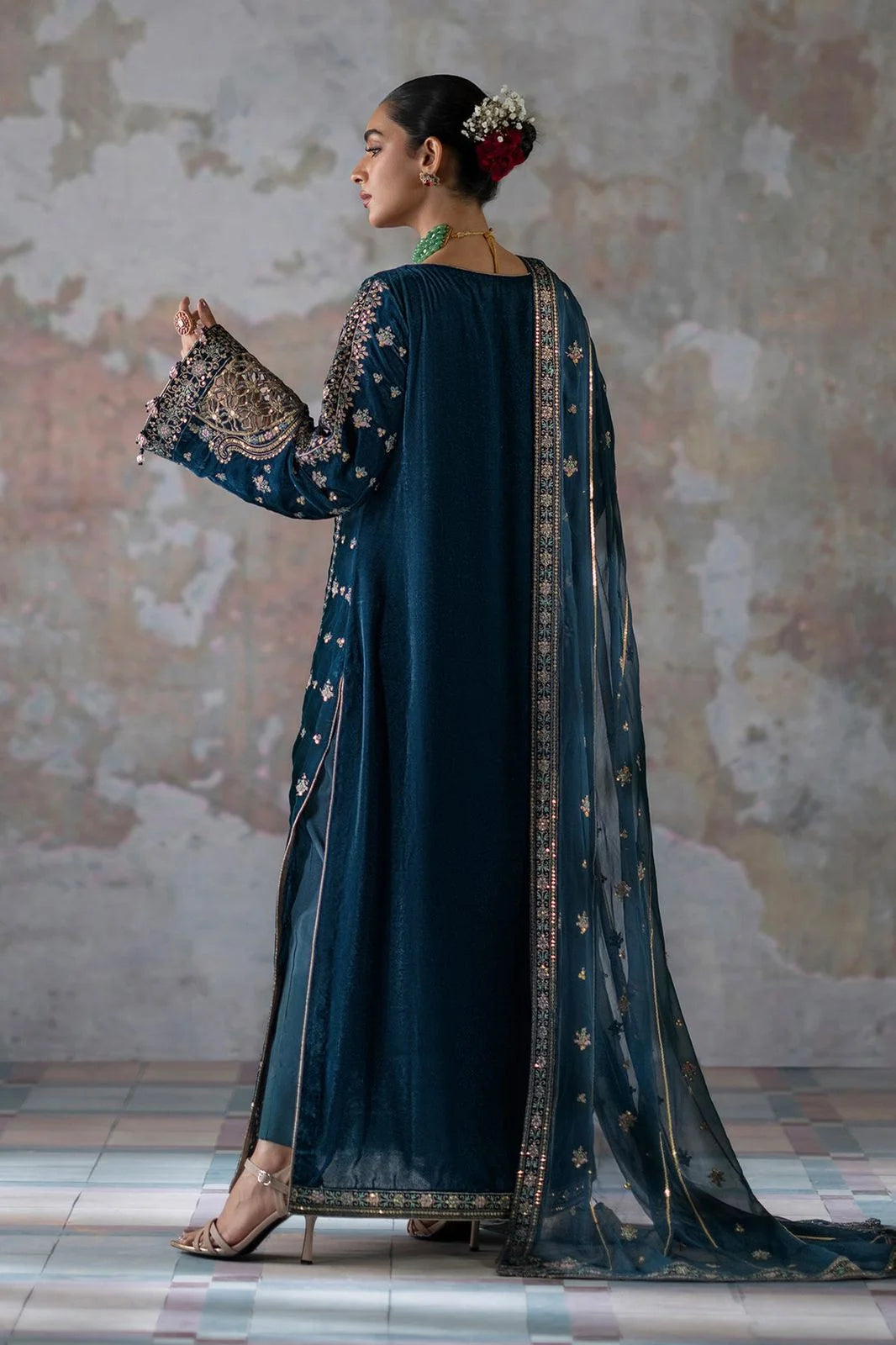 Emaan Adeel Luxury Formals Velvet Collection Unstitched