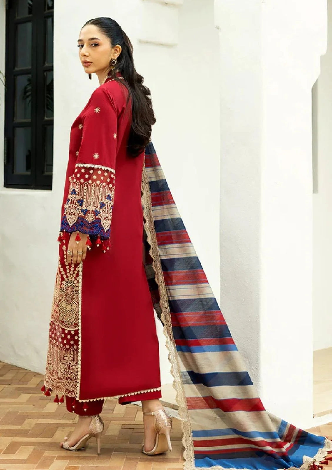 Zainab Chottani Luxury Lawn ChikanKari Embroidered 3 Piece Unstitched
