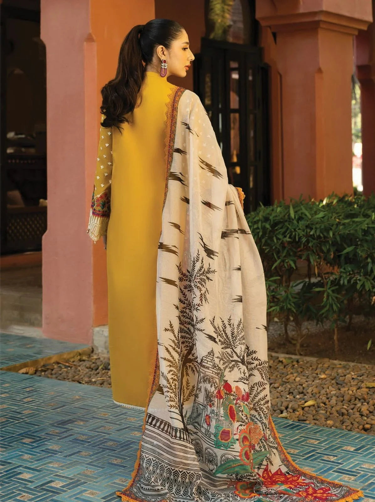 ZAINAB CHOTTANI EMBROIDERED LUXURY LAWN COLLECTION