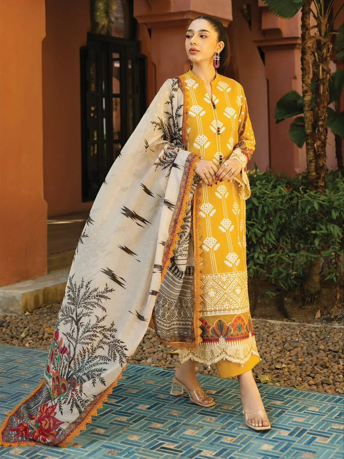 ZAINAB CHOTTANI EMBROIDERED LUXURY LAWN COLLECTION
