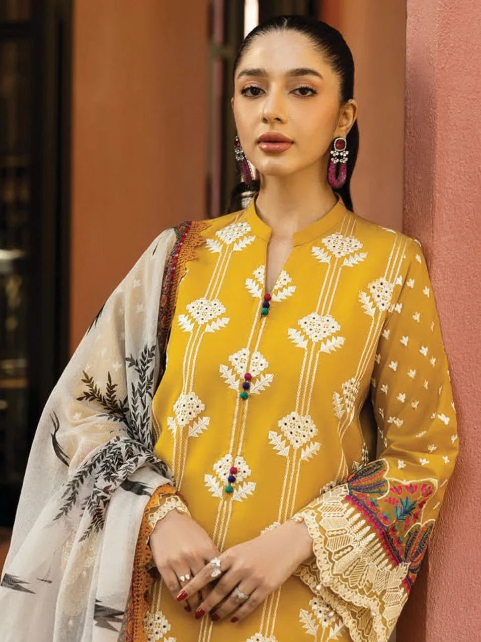 ZAINAB CHOTTANI EMBROIDERED LUXURY LAWN COLLECTION