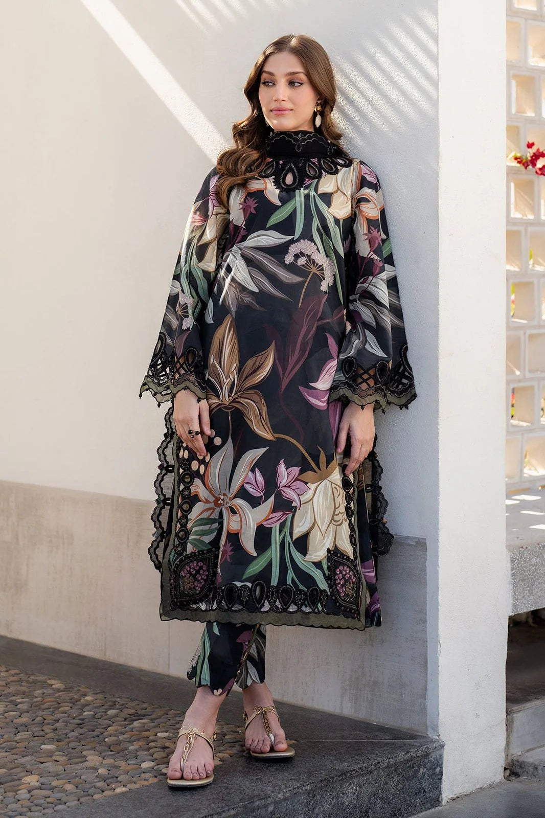 Baroque Collection Lawn Embroidery 3Piece Unstitched