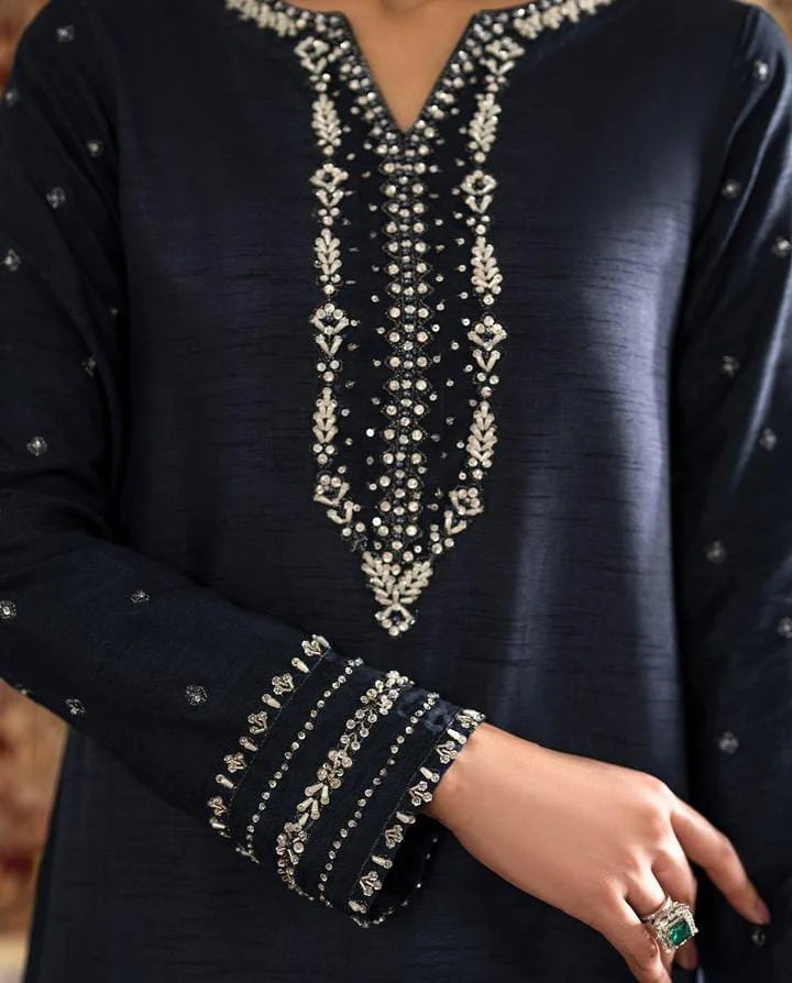 IZNIK Luxury Silk Collection