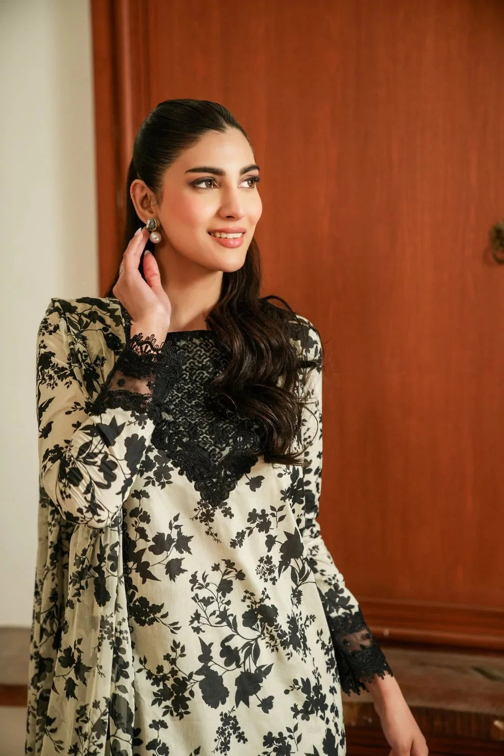 Aneela's Digital Printed Luxury Lawn Emb Collection 3Piece Unstitched